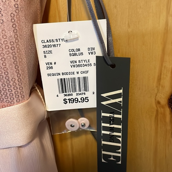 Reduced!! Vera Wang Dress - Picture 4 of 10